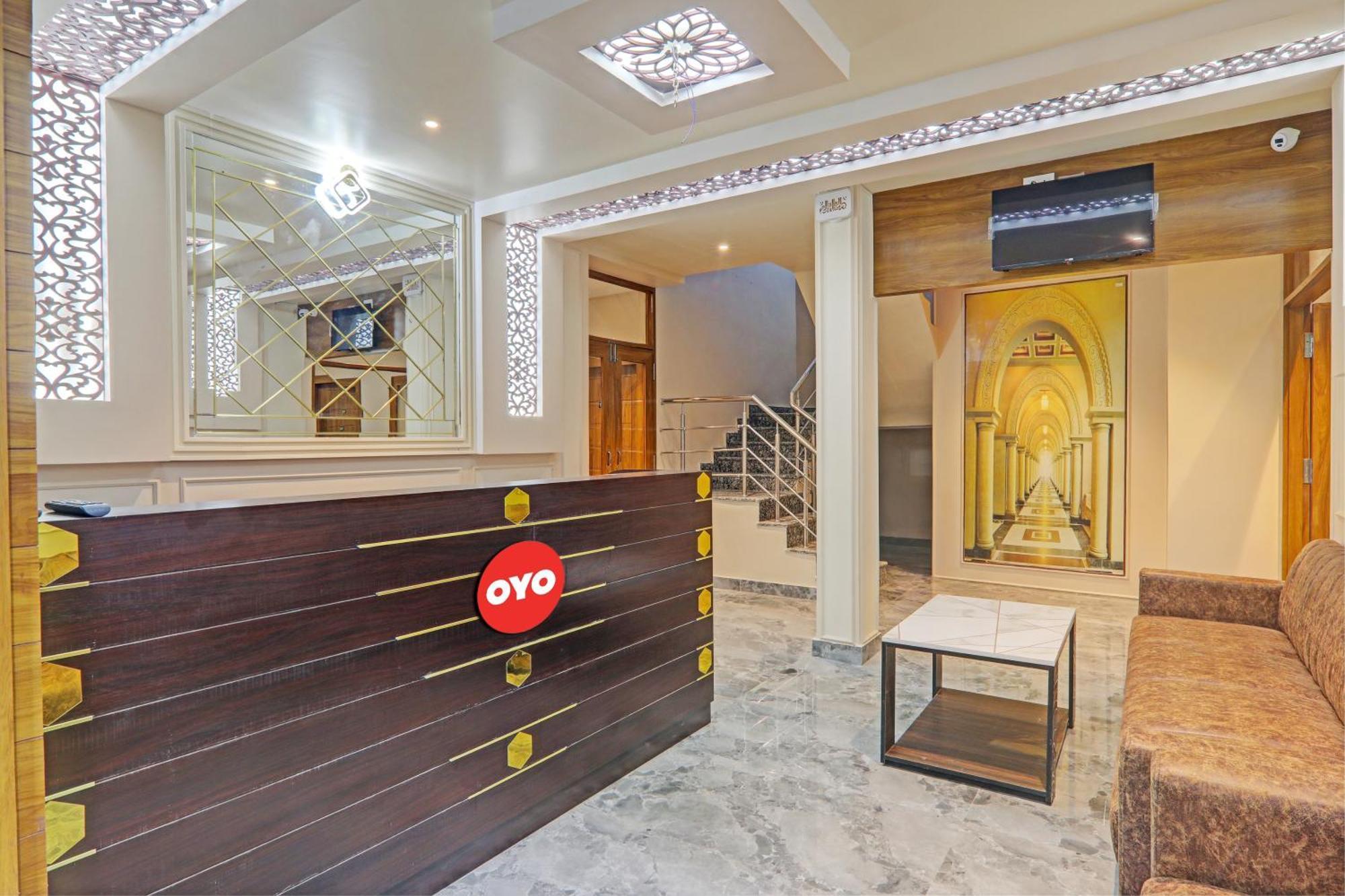 Hotel O Royal Regency Palace Gorakhpur Esterno foto